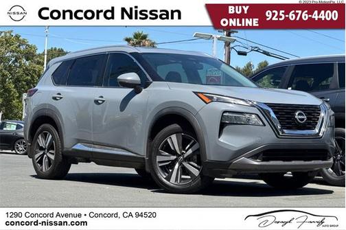2022 Nissan Rogue SL
