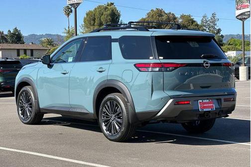 Baltic Teal 2026 Nissan Pathfinder SL