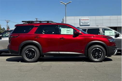 2025 Nissan Pathfinder Rock Creek 4WD