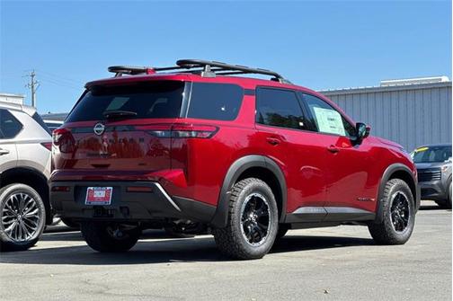 2025 Nissan Pathfinder Rock Creek 4WD