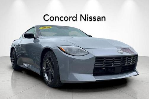 Boulder Gray Pearl/Super Black 2026 Nissan Z Sport