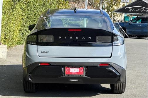 2026 Nissan Leaf PLATINUM+