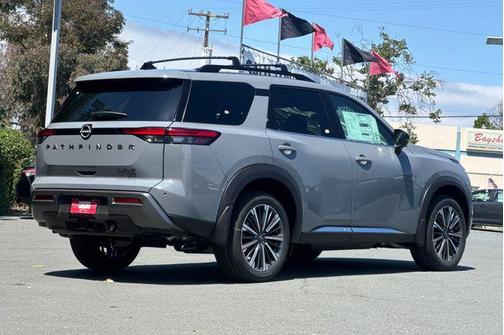 Boulder Gray Pearl 2026 Nissan Pathfinder Platinum
