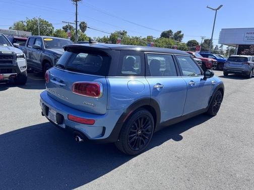 2017 MINI Clubman Cooper S