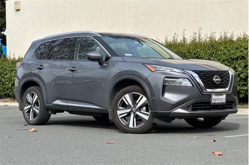2022 Nissan Rogue SL