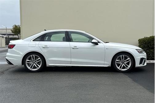 2024 Audi A4 45 S line Premium Plus