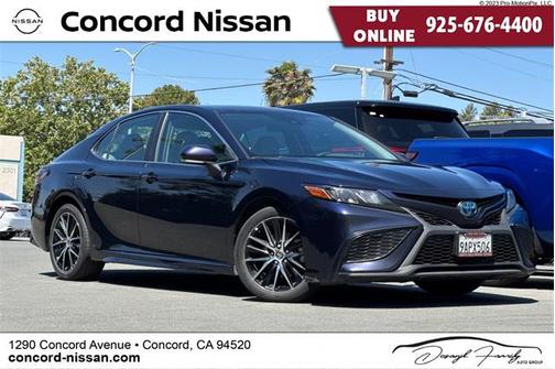 2022 Toyota Camry SE