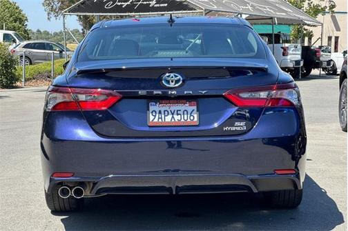 2022 Toyota Camry SE
