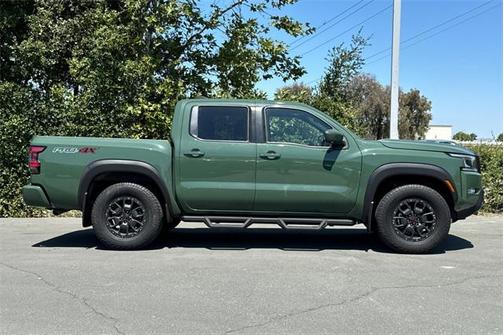 2022 Nissan Frontier PRO-4X