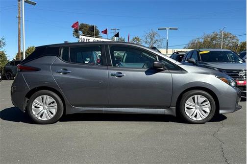 2023 Nissan Leaf S 40 kWh