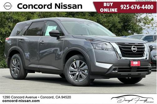 2025 Nissan Pathfinder S FWD