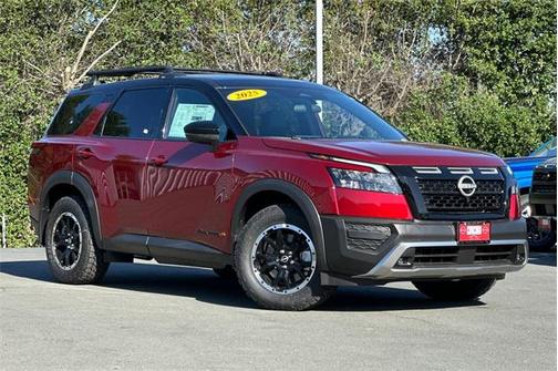 2025 Nissan Pathfinder Rock Creek 4WD