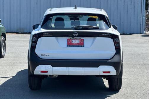 Fresh Powder 2026 Nissan Kicks S