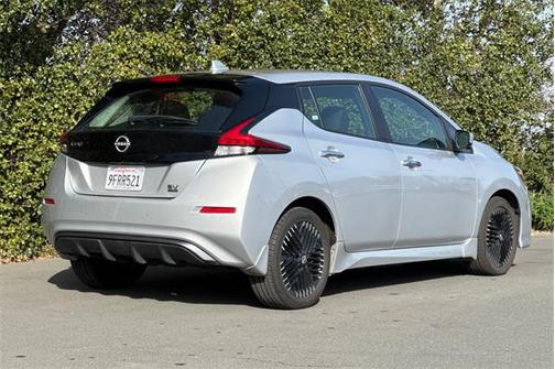 2023 Nissan Leaf SV PLUS 60 kWh