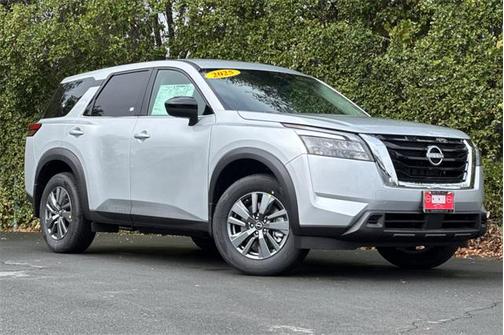 2025 Nissan Pathfinder S FWD