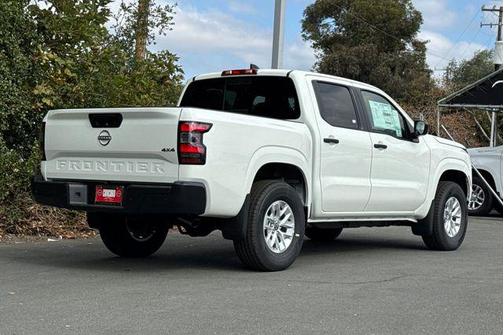 2026 Nissan Frontier S