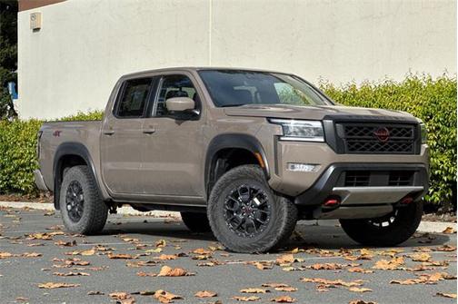 2023 Nissan Frontier PRO-4X