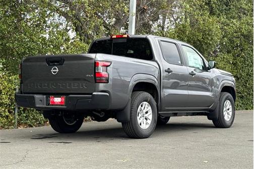 2026 Nissan Frontier S