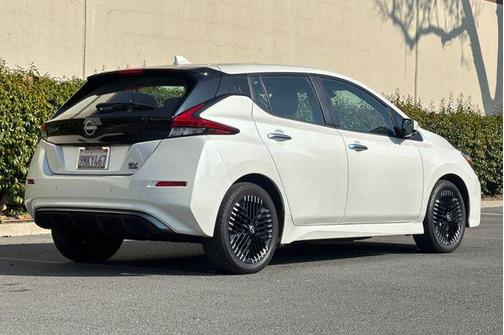 2023 Nissan Leaf SV PLUS 60 kWh
