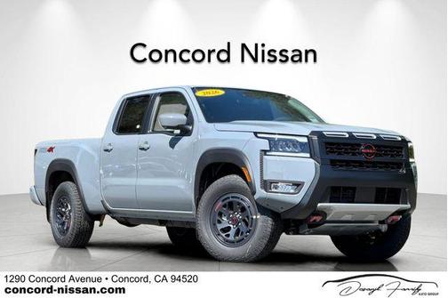 Boulder Gray Pearl 2026 Nissan Frontier PRO-4X