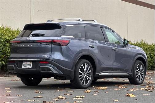 2023 INFINITI QX60 SENSORY