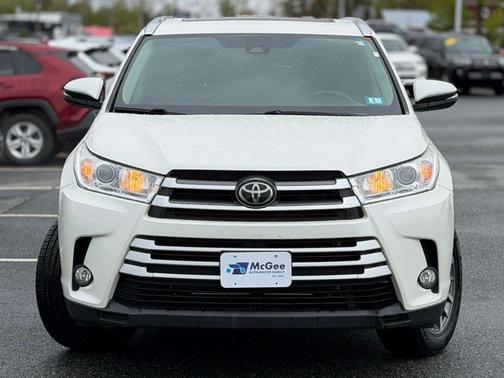 Blizzard Pearl 2019 Toyota Highlander XLE