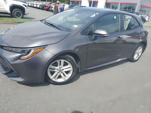 Magnetic Gray Metallic 2021 Toyota Corolla SE