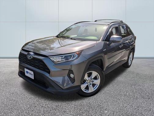 2021 Toyota RAV4 Hybrid XLE