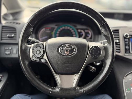 Cosmic Gray Mica 2014 Toyota Venza XLE