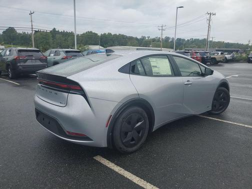 2026 Toyota Prius LE