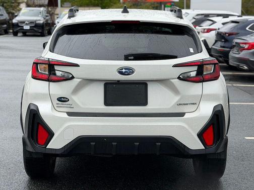 Crystal White Pearl 2024 Subaru Crosstrek Premium