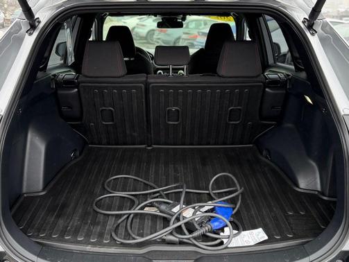 2024 Toyota RAV4 Prime SE