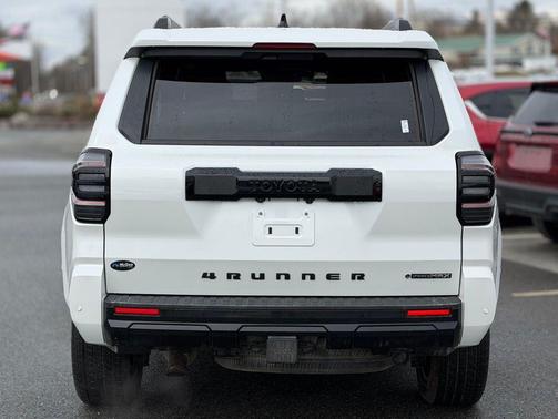 2026 Toyota 4Runner Hybrid Platinum