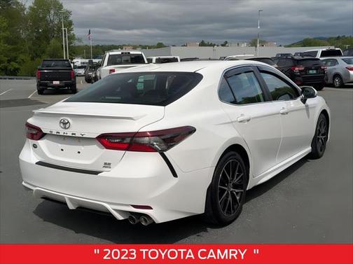 2023 Toyota Camry SE