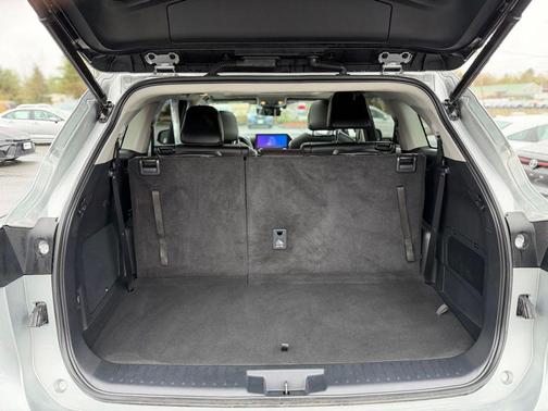 Celestial Silver Metallic 2023 Toyota Highlander Hybrid Platinum