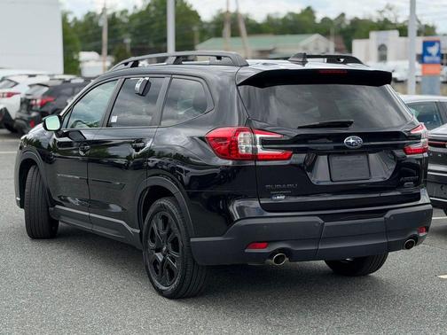 Crystal Black Silica 2023 Subaru Ascent Onyx Edition 7-Passenger