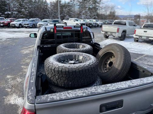 2016 Toyota Tacoma SR5