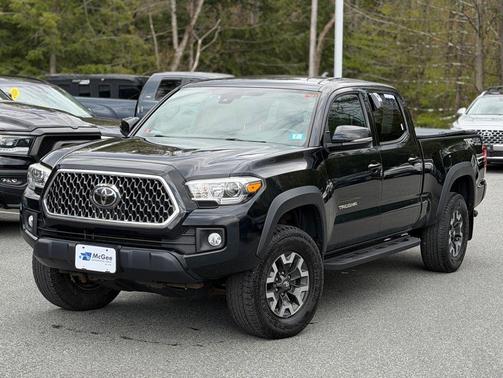 Midnight Black Metallic 2019 Toyota Tacoma TRD Off Road