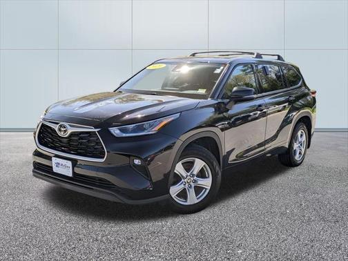 2021 Toyota Highlander LE