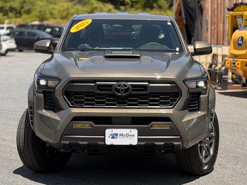 06x1 2025 Toyota Tacoma TRD Sport