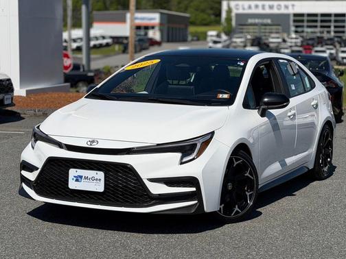 Ice Cap/Midnight Black Metallic 2025 Toyota Corolla FX