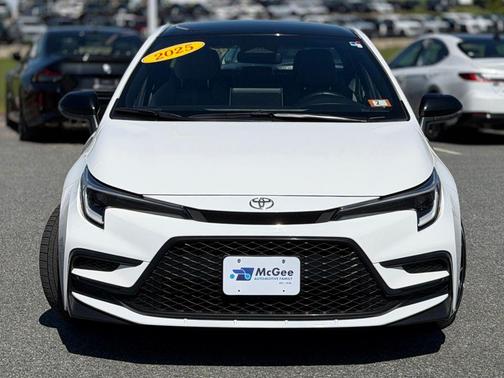 Ice Cap/Midnight Black Metallic 2025 Toyota Corolla FX