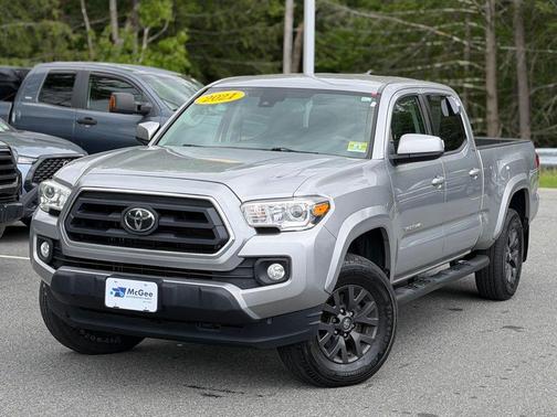 Cement 2021 Toyota Tacoma SR5