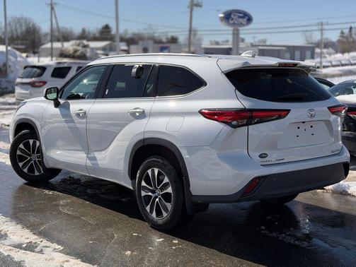 2020 Toyota Highlander XLE