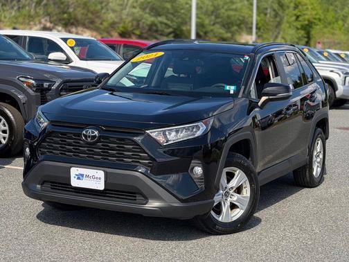 Midnight Black Metallic 2021 Toyota RAV4 XLE