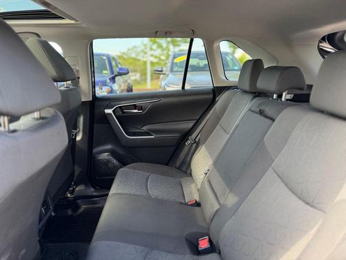 Midnight Black Metallic 2021 Toyota RAV4 XLE