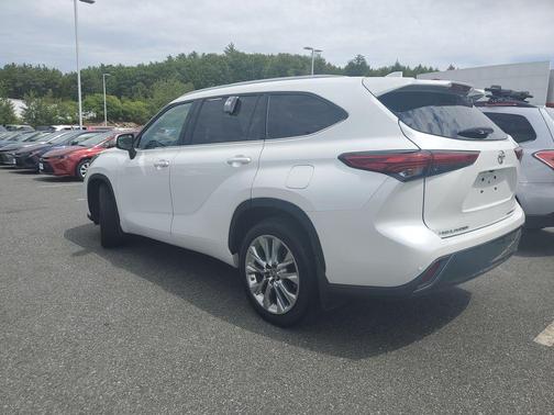 2023 Toyota Highlander Limited
