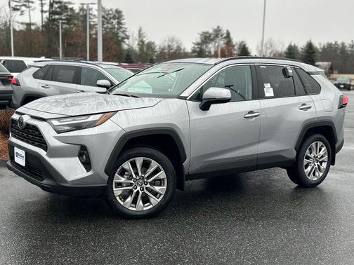 2025 Toyota RAV4 XLE Premium