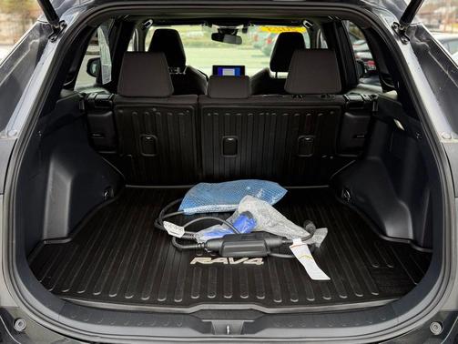 Magnetic Gray Metallic 2023 Toyota RAV4 Prime SE