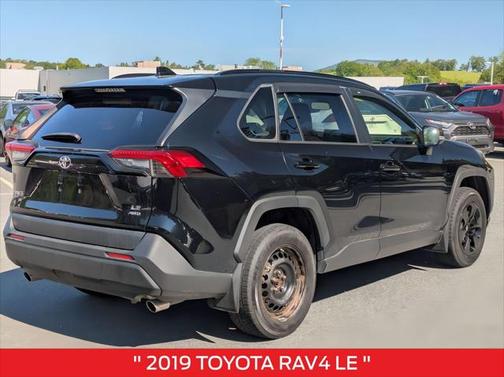 2019 Toyota RAV4 LE